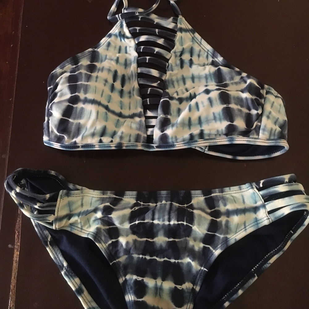 2 piece swim suit